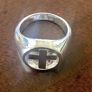 Robert Lee Morris Soho Genuine Silver Plated Cross Ring Size 7 Made in Thailand